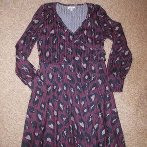 NWOT Maurices Medium Burgundy Red Black Fuller A-Line Bottom Knit Dress VNeck